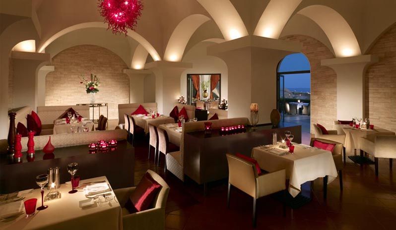 Shangri La Resort And Spa Oman Capri Court Interior